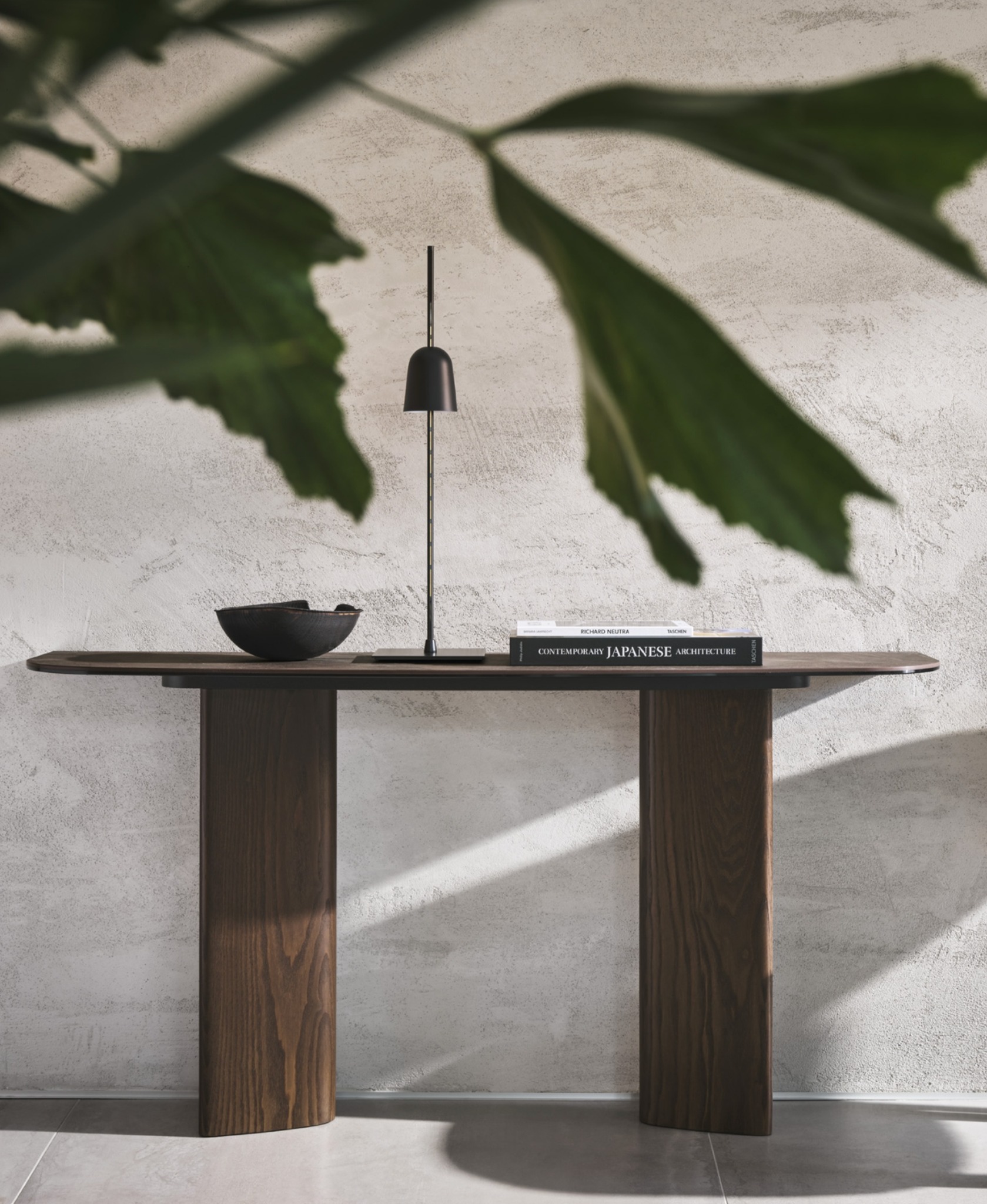 Un interno, la tua identità
“Io non voglio una casa come tutte le altre.” Questo è quello che molti miei clienti mi chiedono.
È da qui che molti dei miei progetti partono.
Seleziono arredi con cura maniacale, scelgo colori che avvolgono, lascio dello spazio libero.
Il risultato? Un interno che non cerca di piacere a tutti.
Ma rappresenta esattamente chi lo abita.

#DesignIdentitario #ChiaviInMano #InteriorFirmatoEleonoraGiacopetti #interiordesign #interiordesigner #interiordesignerroma #arredamento #arredamentomoderno #arredareconstile